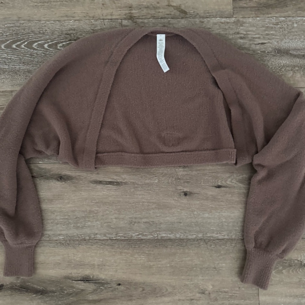 ALO Yoga Mauve “Snuggle Up” shrug